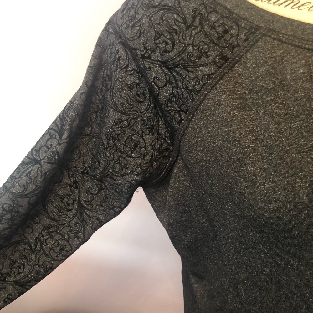 Calia ladies size medium long sleeve black and grey shirt like new - Picture 4 of 10